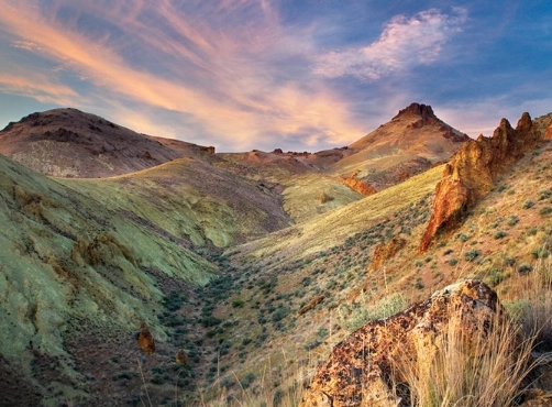 oregon desert hiking