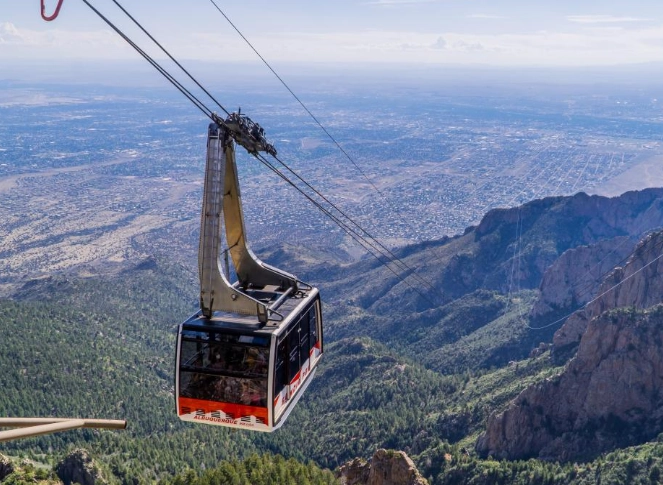 Closest national park to Albuquerque