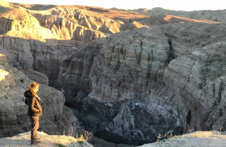 slot canyon hiking California