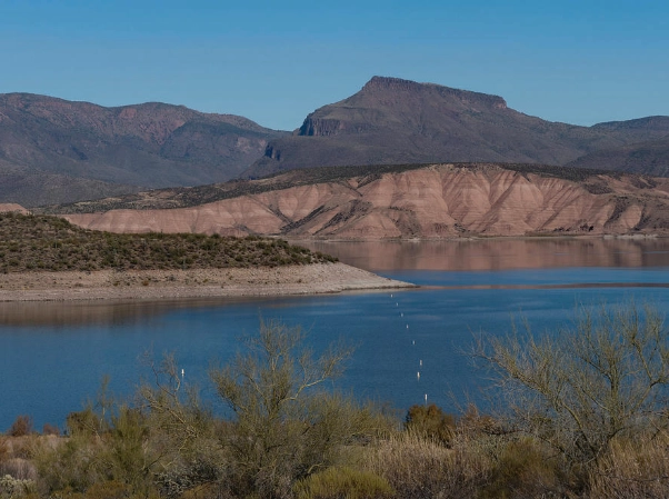 theodore roosevelt lake camping