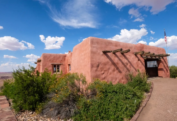 Petrified Forest lodging