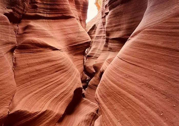 Waterhole Canyon hiking