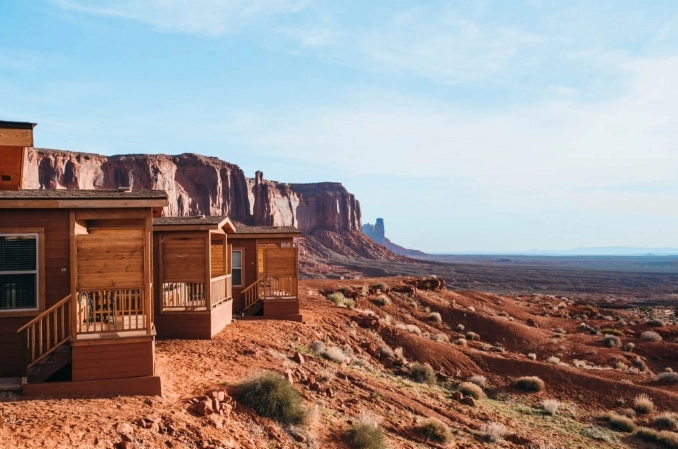 monument valley hotels