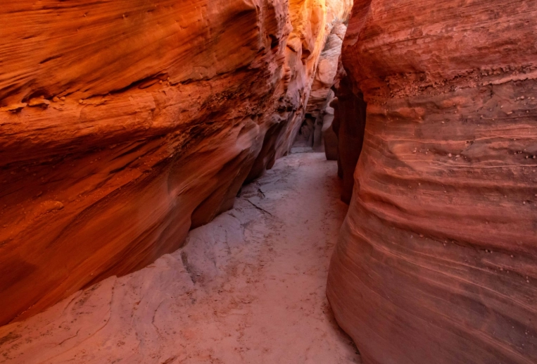 Waterhole Canyon guide