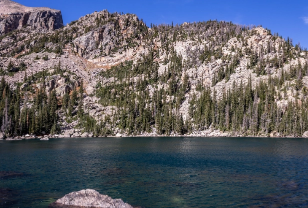 Lake Haiyaha hike