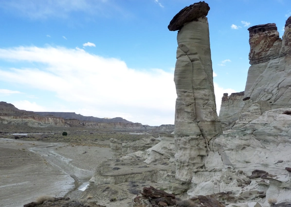 Discover the Wahweap Hoodoos: Utah's Secret White Hoodoo Slot Canyon