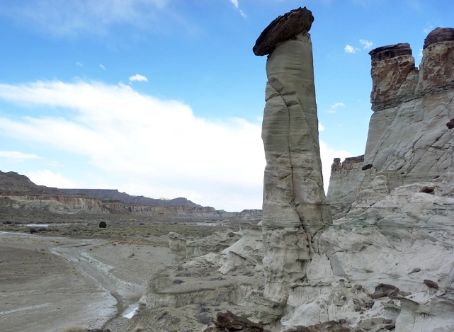 Wahweap Hoodoos trail guide