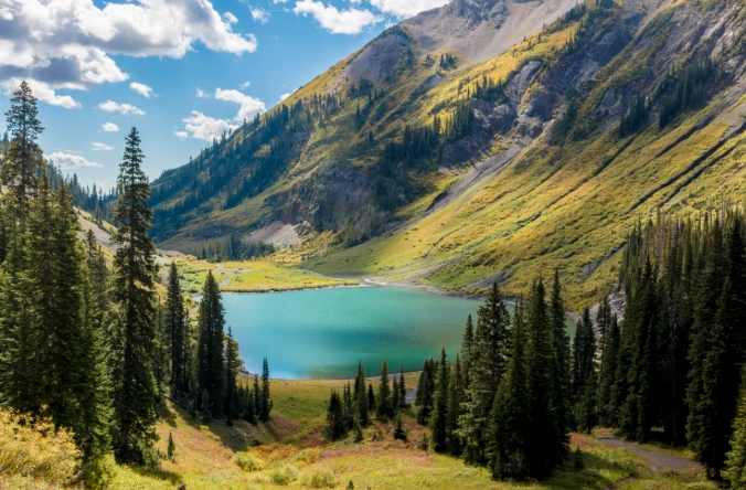 Emerald Lake Colorado hiking