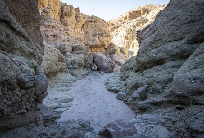 Rainbow Basin Natural Area: A Complete Visitor's Guide to the Mojave's Hidden Gem
