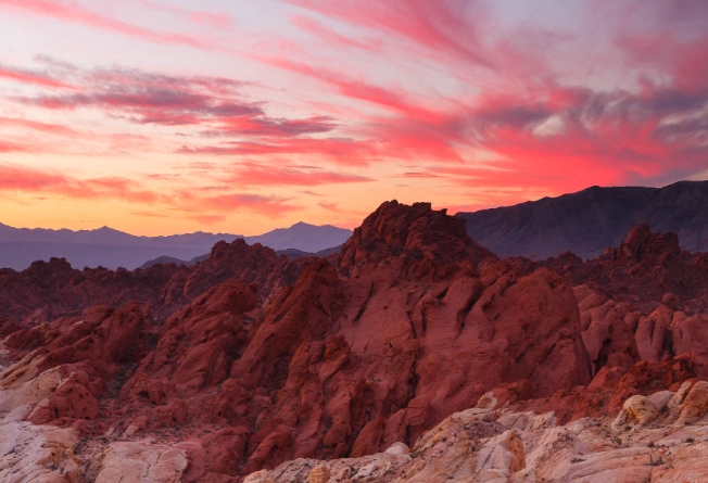 Fire Canyon Nevada: The Complete Hiking and Photography Guide