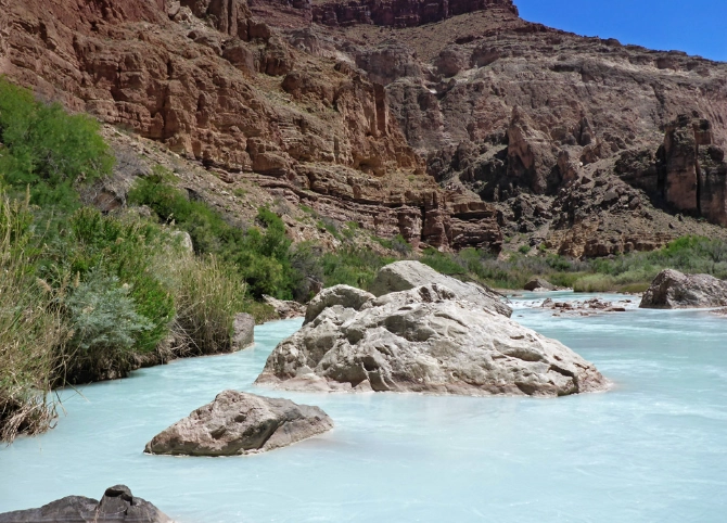 visiting Little Colorado River