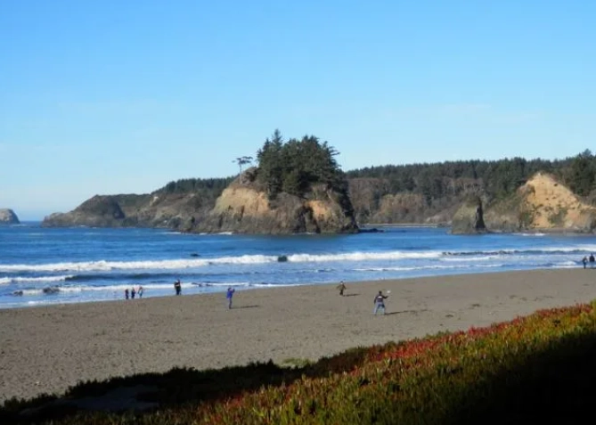 trinidad california beach