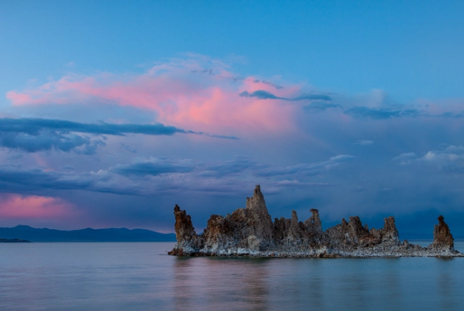 things to do at Mono Lake