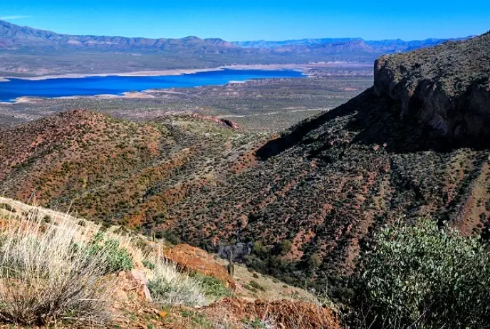 things to do at Roosevelt Lake