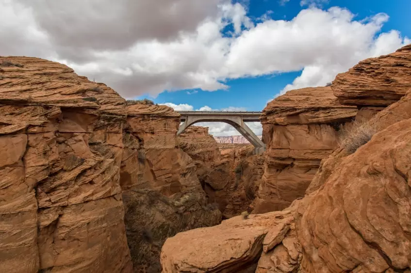 Waterholes Canyon hike