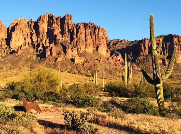 Superstition Mountains hiking