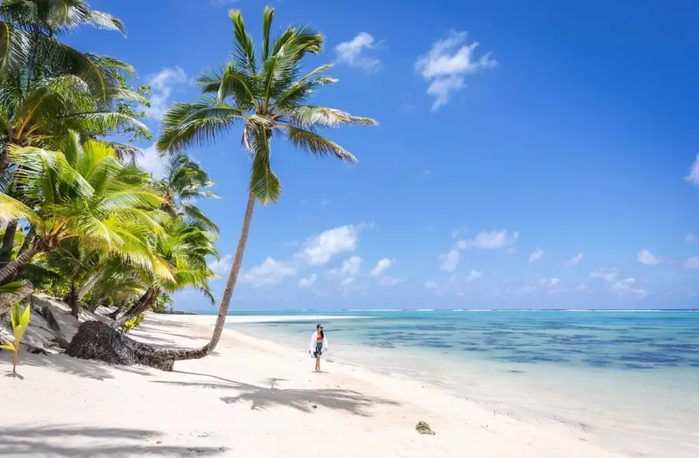 when to go to islands