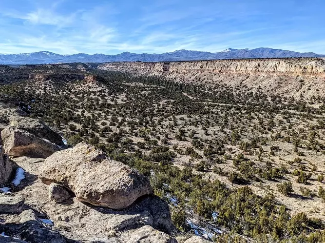 Tsankawi Mesa hiking