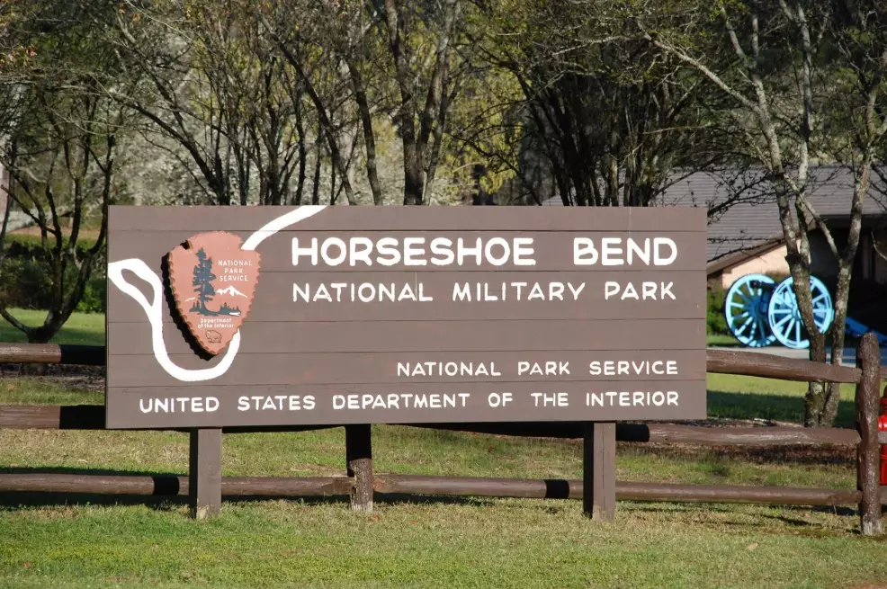 Alabama hiking trails Alabama hiking trails