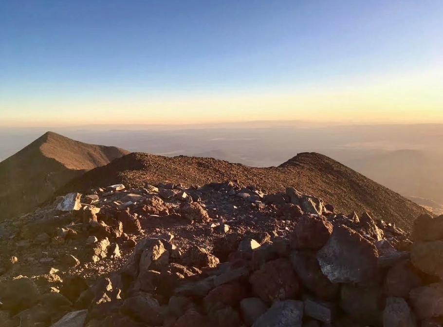 Is Humphreys Peak a difficult hike?