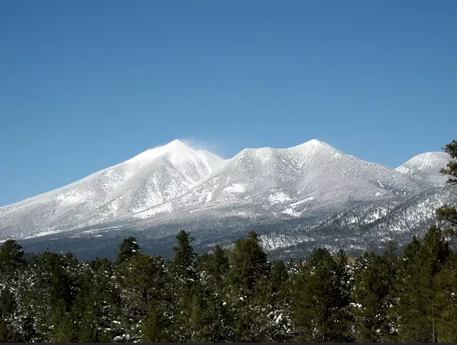 Can you climb San Francisco Peaks?
