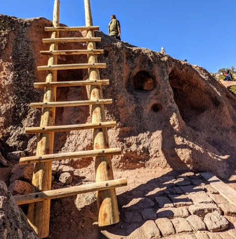 ancient Pueblo ruins hike